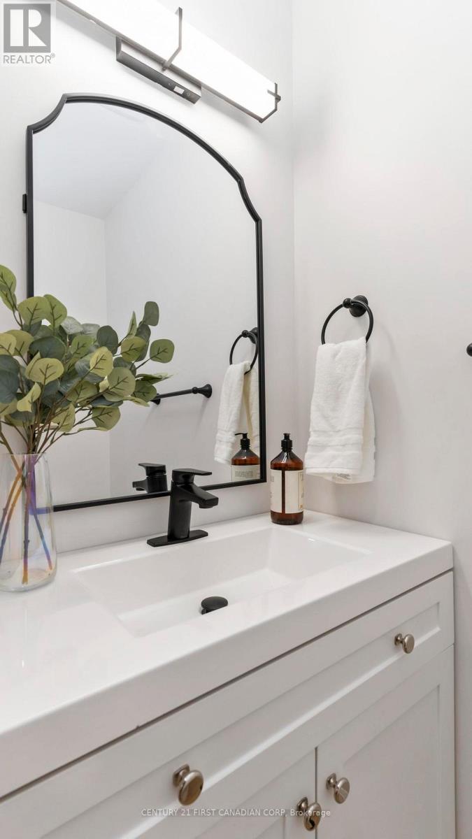 355 Hamilton Road, London East, Ontario  N5Z 1R6 - Photo 12 - X12646452