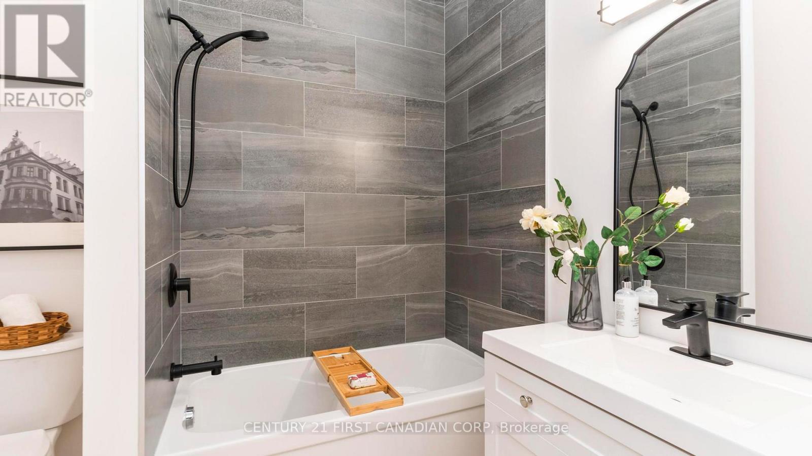 355 Hamilton Road, London East, Ontario  N5Z 1R6 - Photo 21 - X12646452