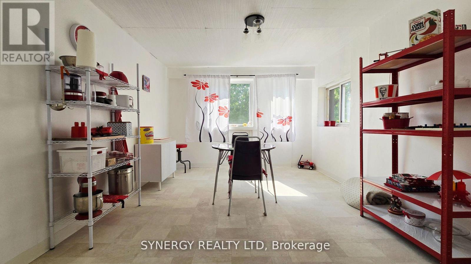 3229 River Street, Brooke-Alvinston, Ontario  N0N 1A0 - Photo 5 - X12646466