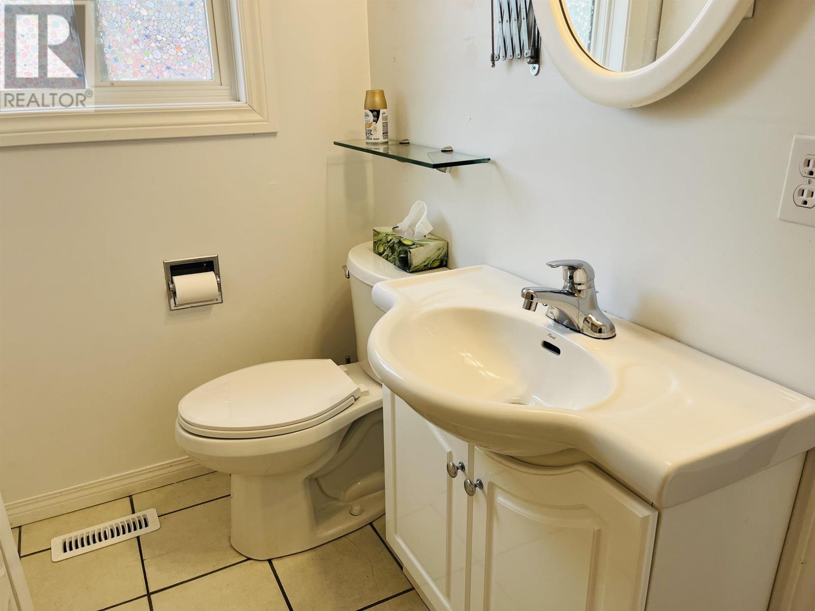 215 Matheson St N, Kenora, Ontario  P9N 3G5 - Photo 21 - TB252863