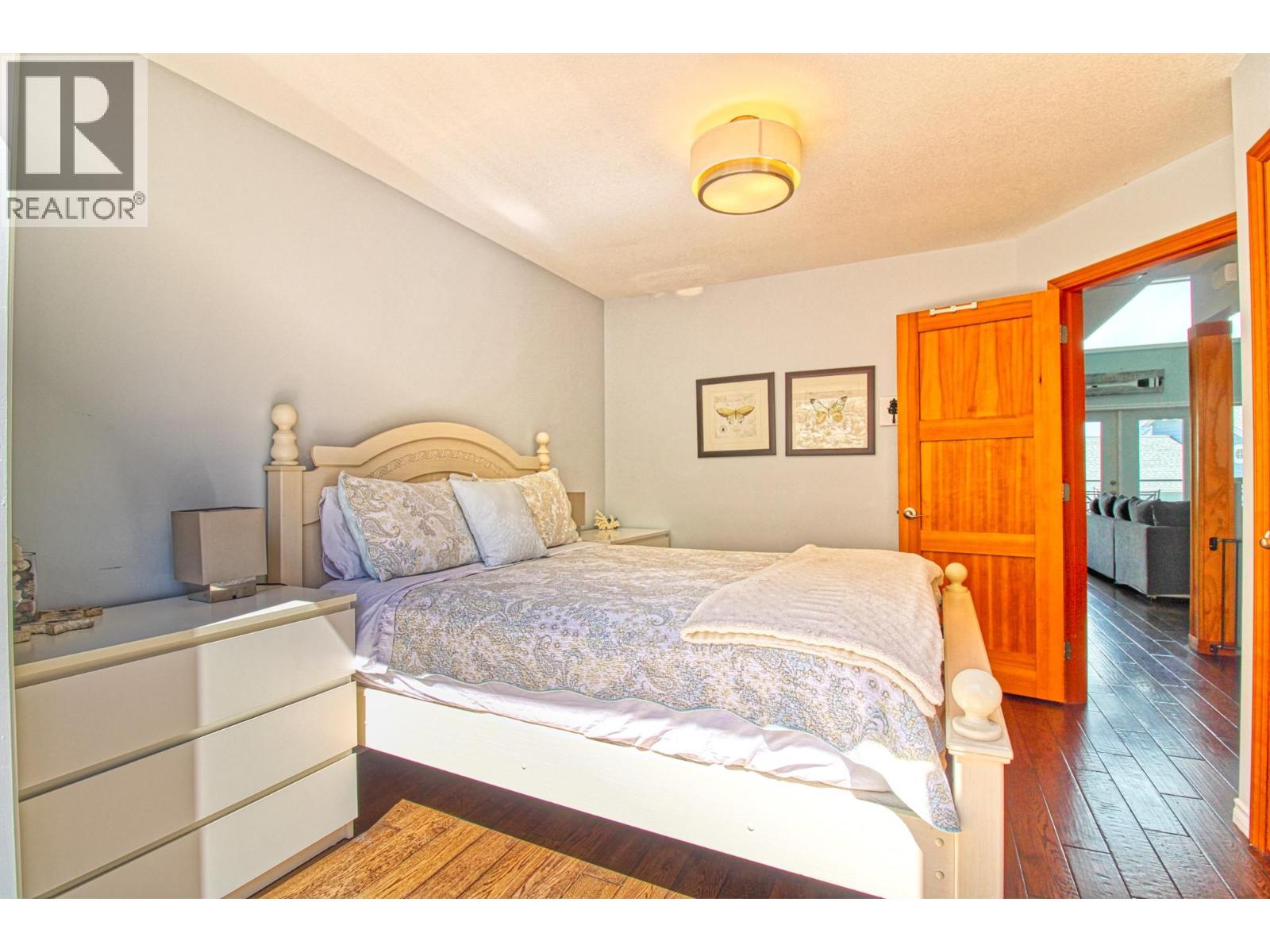 7001 Barcelona Drive Unit# 33, Kelowna, British Columbia  V1Z 3R8 - Photo 19 - 10371463