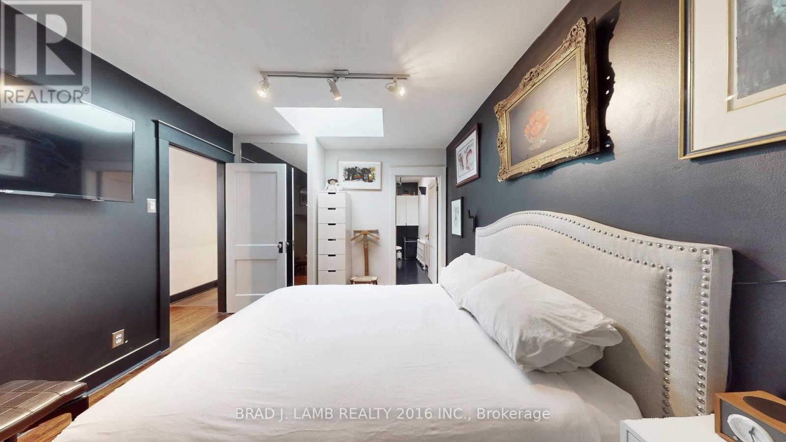 1558 A Davenport Road N, Toronto, Ontario  M6H 2J1 - Photo 20 - C12646420