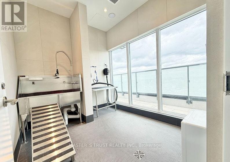 1904 - 280 Dundas Street, Toronto, Ontario  M5T 0E3 - Photo 11 - C12646464