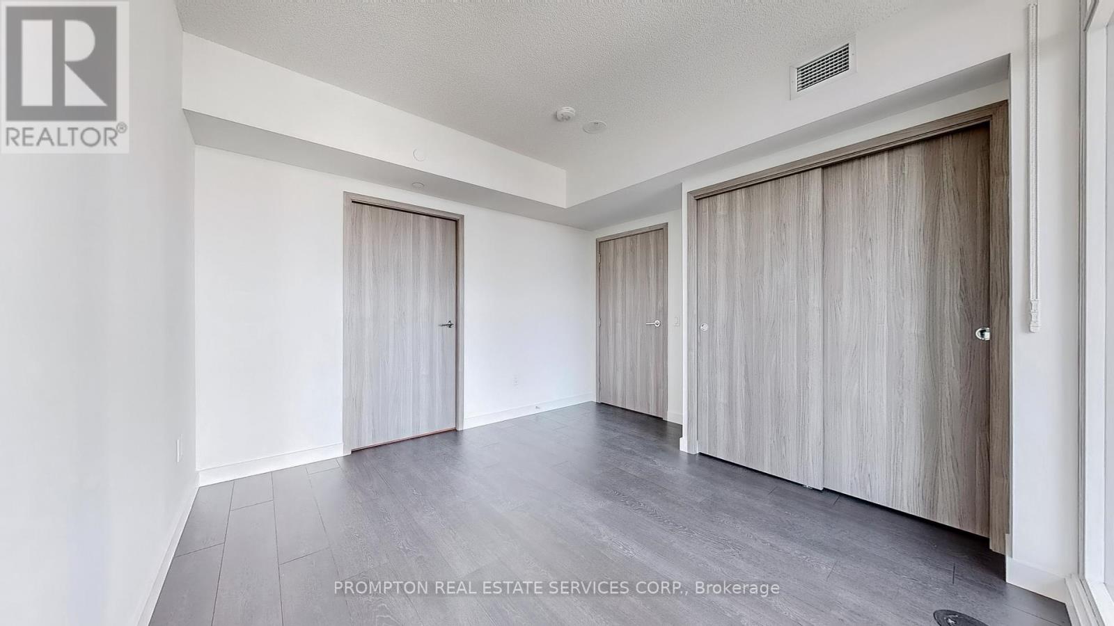 1608 - 3 Concord Cityplace Way, Toronto, Ontario  M5V 0X4 - Photo 19 - C12646480