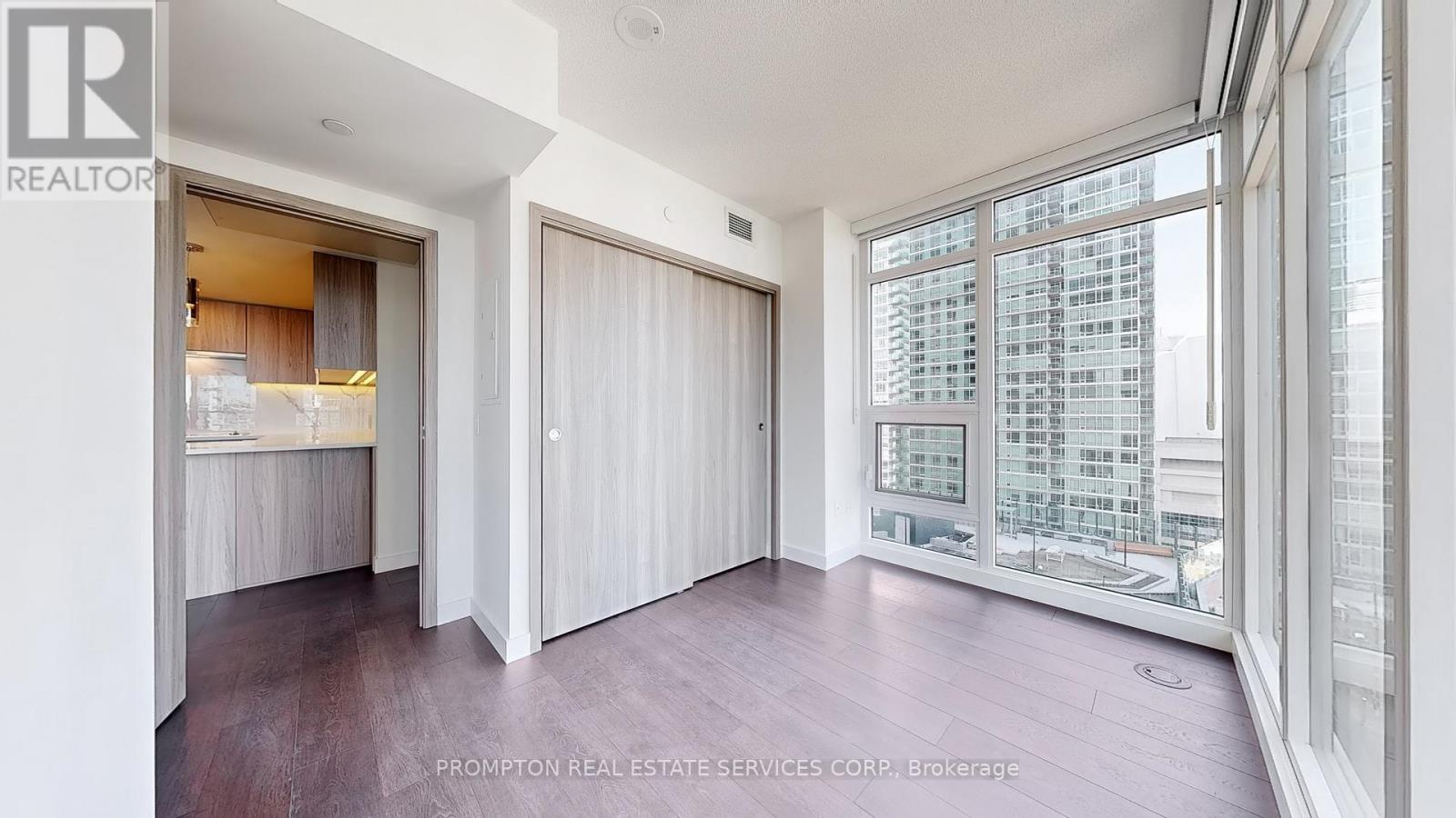 1608 - 3 Concord Cityplace Way, Toronto, Ontario  M5V 0X4 - Photo 30 - C12646480