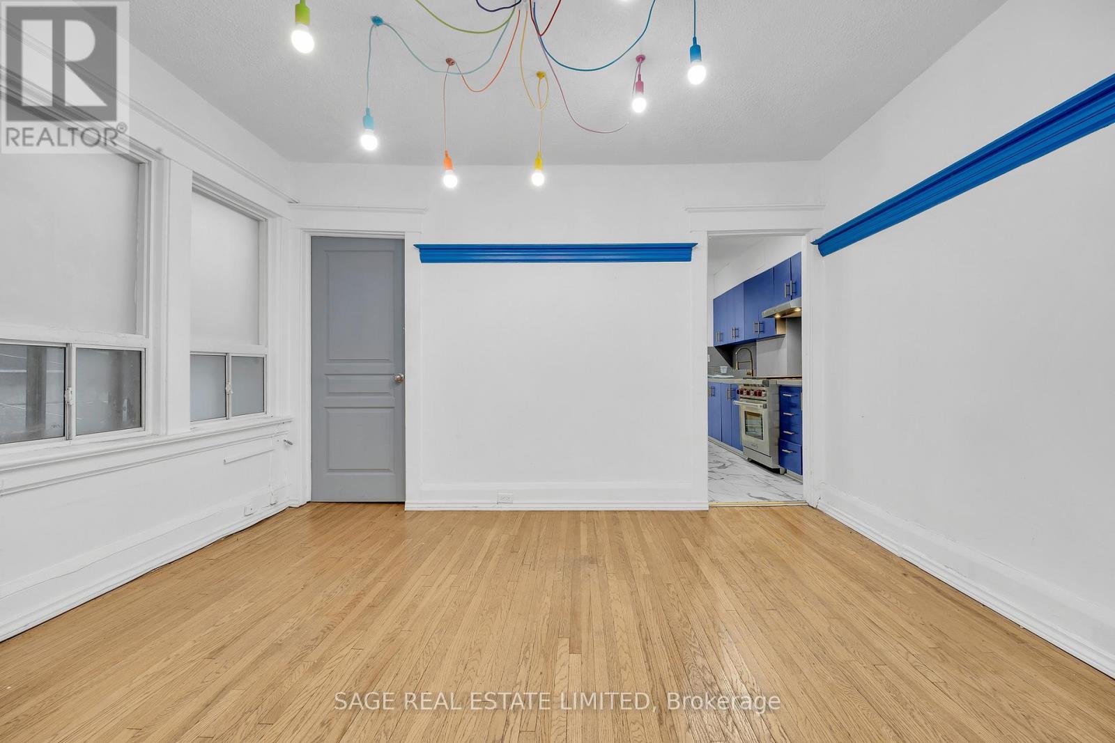 Upper - 1108 St. Clair Avenue W, Toronto, Ontario  M6E 1A7 - Photo 6 - C12646484