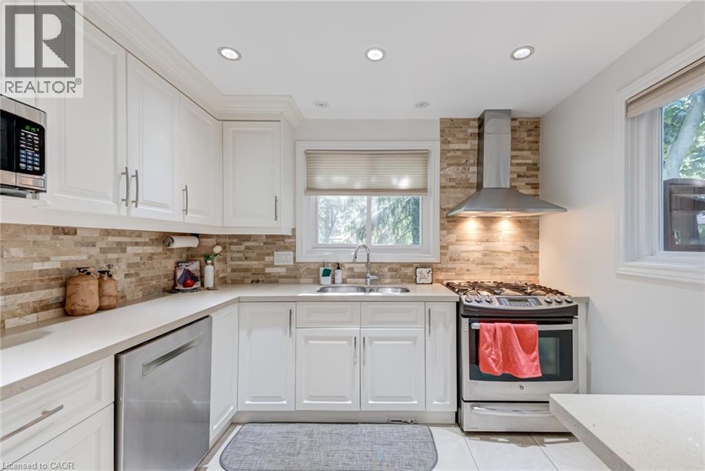 1481 Otis Avenue, Mississauga, Ontario  L5C 2R8 - Photo 11 - 40794811