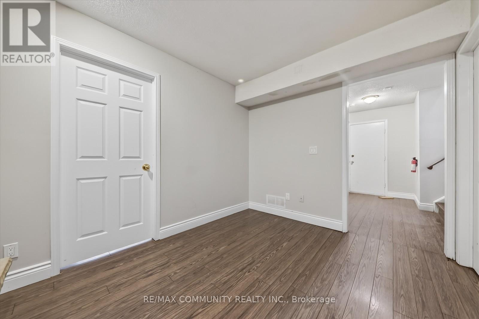 7 Eastwood Avenue N, Oshawa, Ontario  L1G 3Y5 - Photo 30 - E12646470