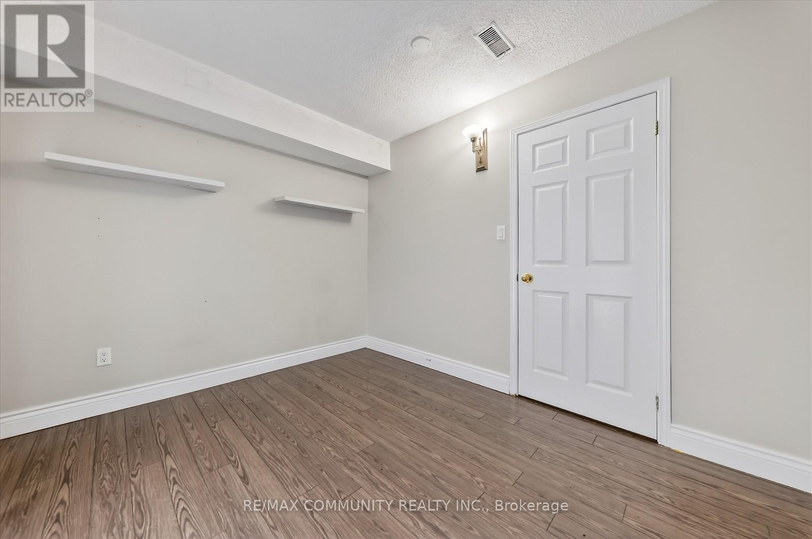 7 Eastwood Avenue N, Oshawa, Ontario  L1G 3Y5 - Photo 32 - E12646470