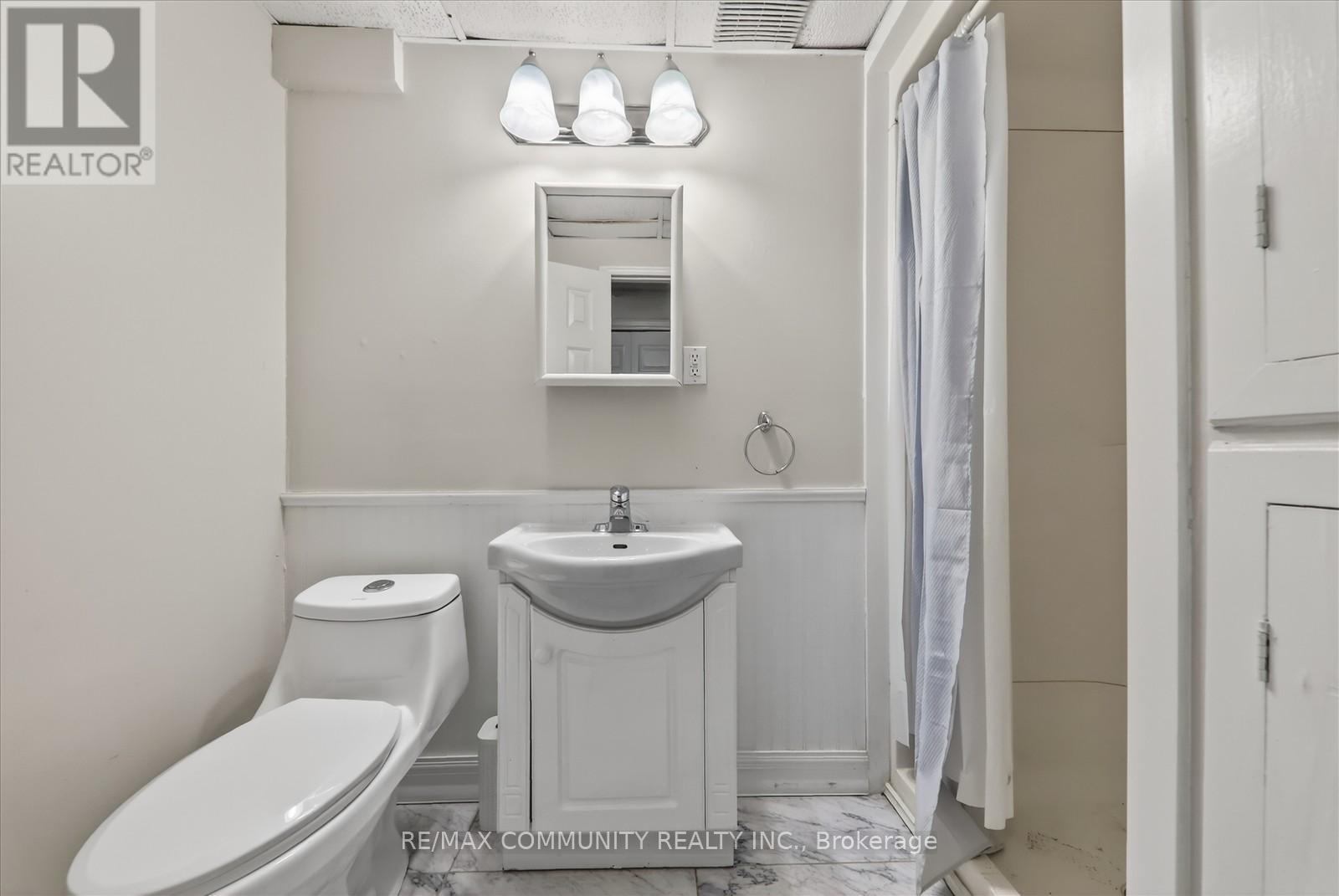 7 Eastwood Avenue N, Oshawa, Ontario  L1G 3Y5 - Photo 33 - E12646470