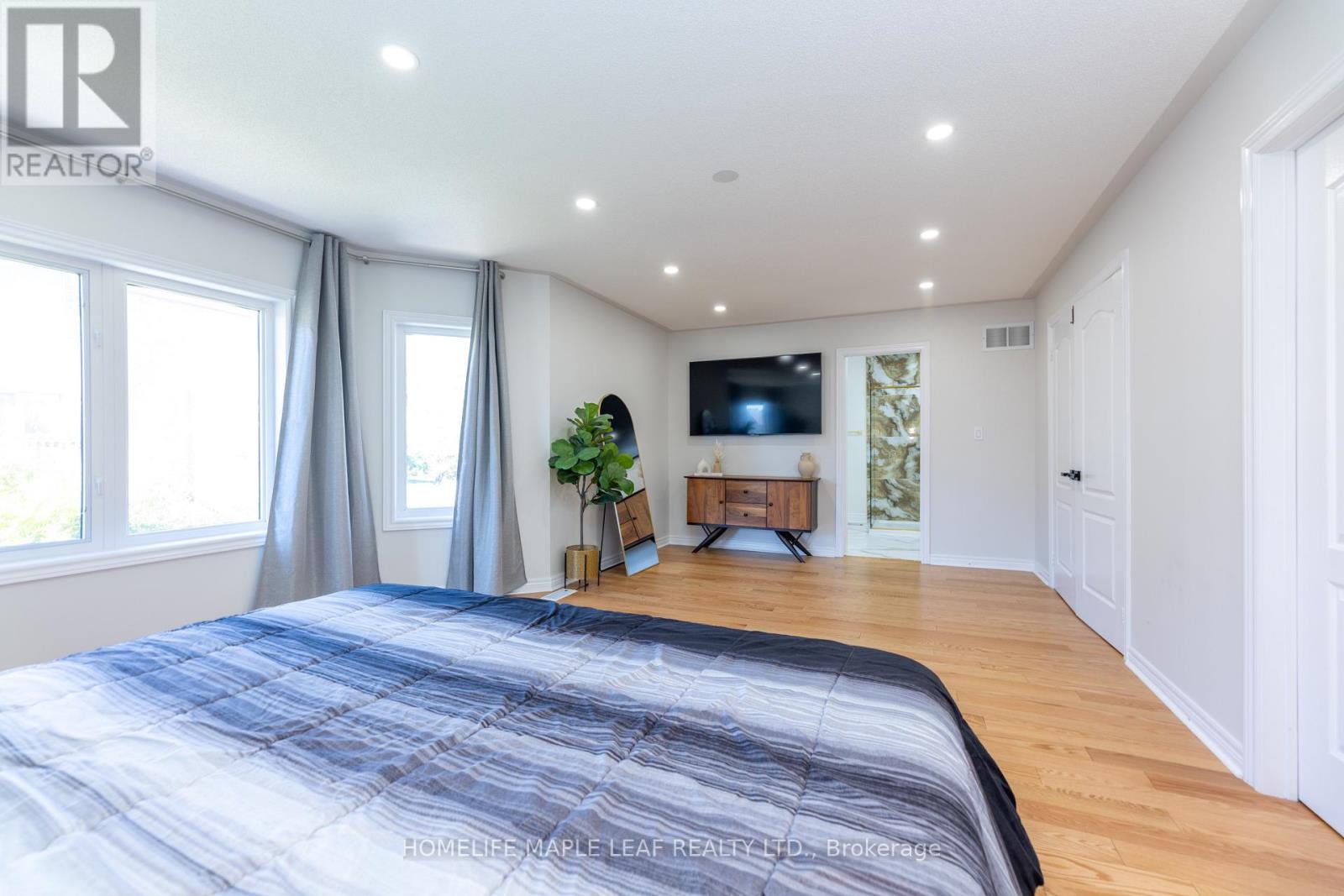 238 Devonsleigh Boulevard, Richmond Hill, Ontario  L4S 2P8 - Photo 28 - N12646414