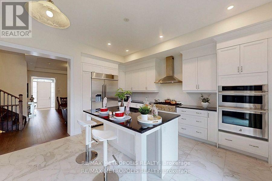 Room B - 100 Ballantyne Boulevard, Vaughan, Ontario  L3L 0E8 - Photo 4 - N12646416