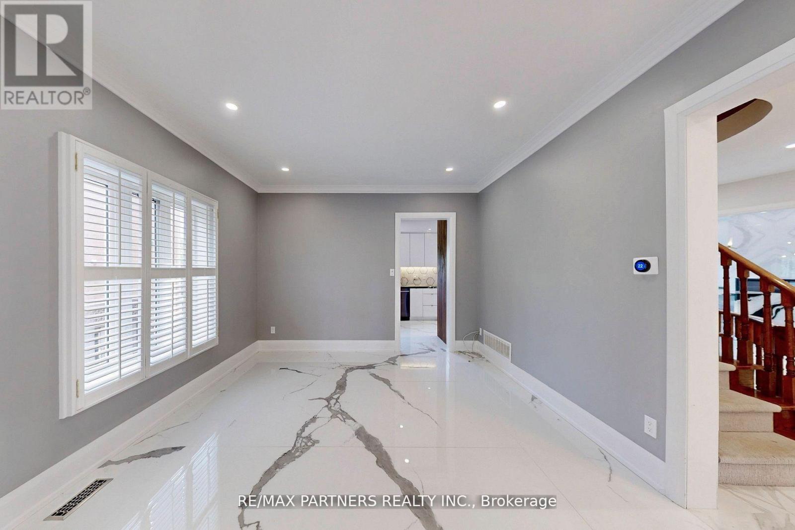 31 Eyer Drive, Markham, Ontario  L6C 1T8 - Photo 10 - N12646446