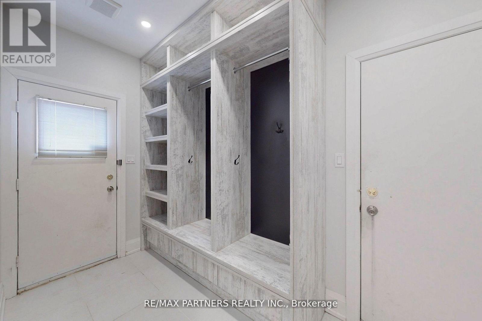 31 Eyer Drive, Markham, Ontario  L6C 1T8 - Photo 12 - N12646446