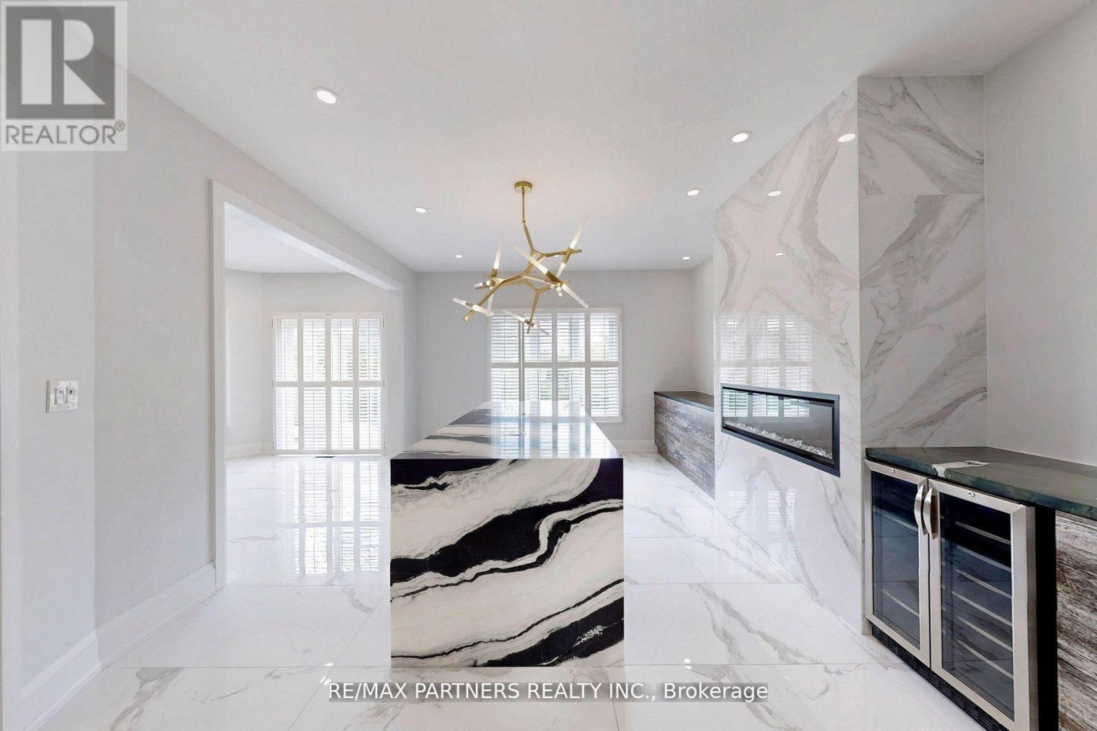 31 Eyer Drive, Markham, Ontario  L6C 1T8 - Photo 14 - N12646446