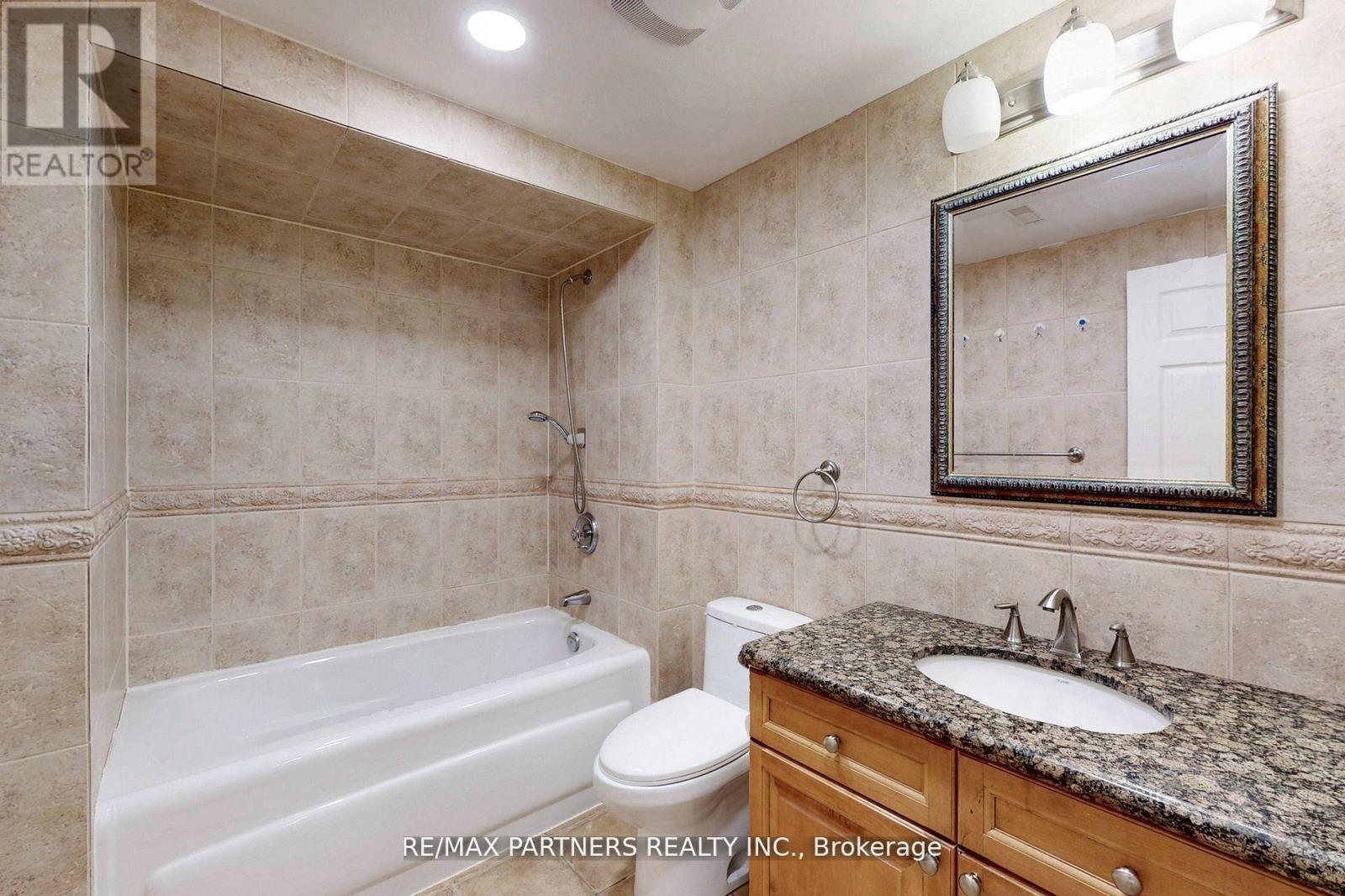 31 Eyer Drive, Markham, Ontario  L6C 1T8 - Photo 43 - N12646446