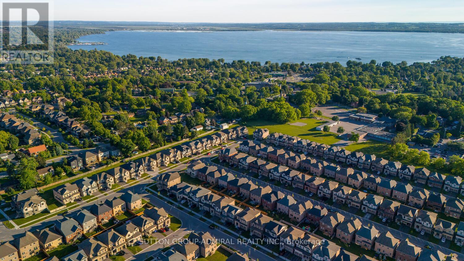 53 Pietrowski Drive, Georgina, Ontario  L4P 0J8 - Photo 36 - N12646450