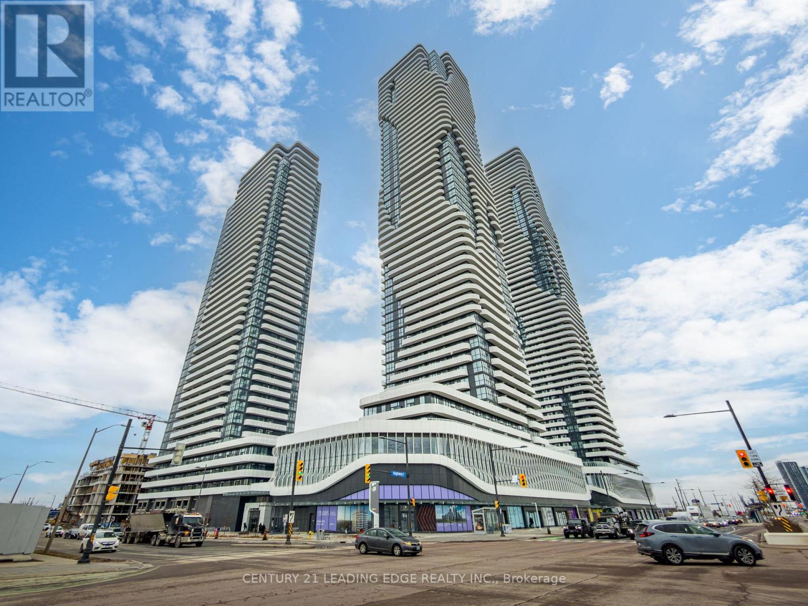 3211 - 8 INTERCHANGE WAY, Vaughan, Ontario