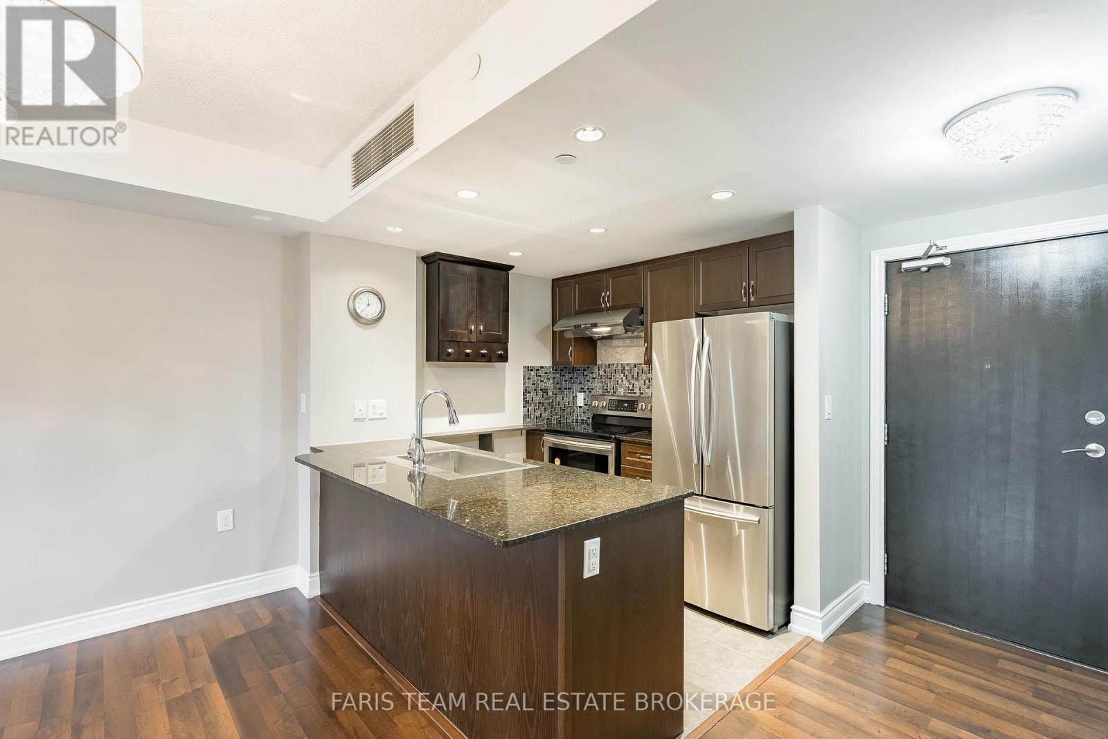 418 - 149 Church Street, King, Ontario  L0G 1T0 - Photo 7 - N12646460