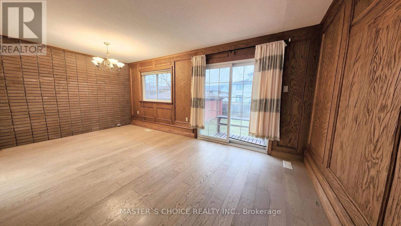 Upper - 26 Heatherington Drive, Toronto, Ontario  M1T 1N4 - Photo 11 - E12570264