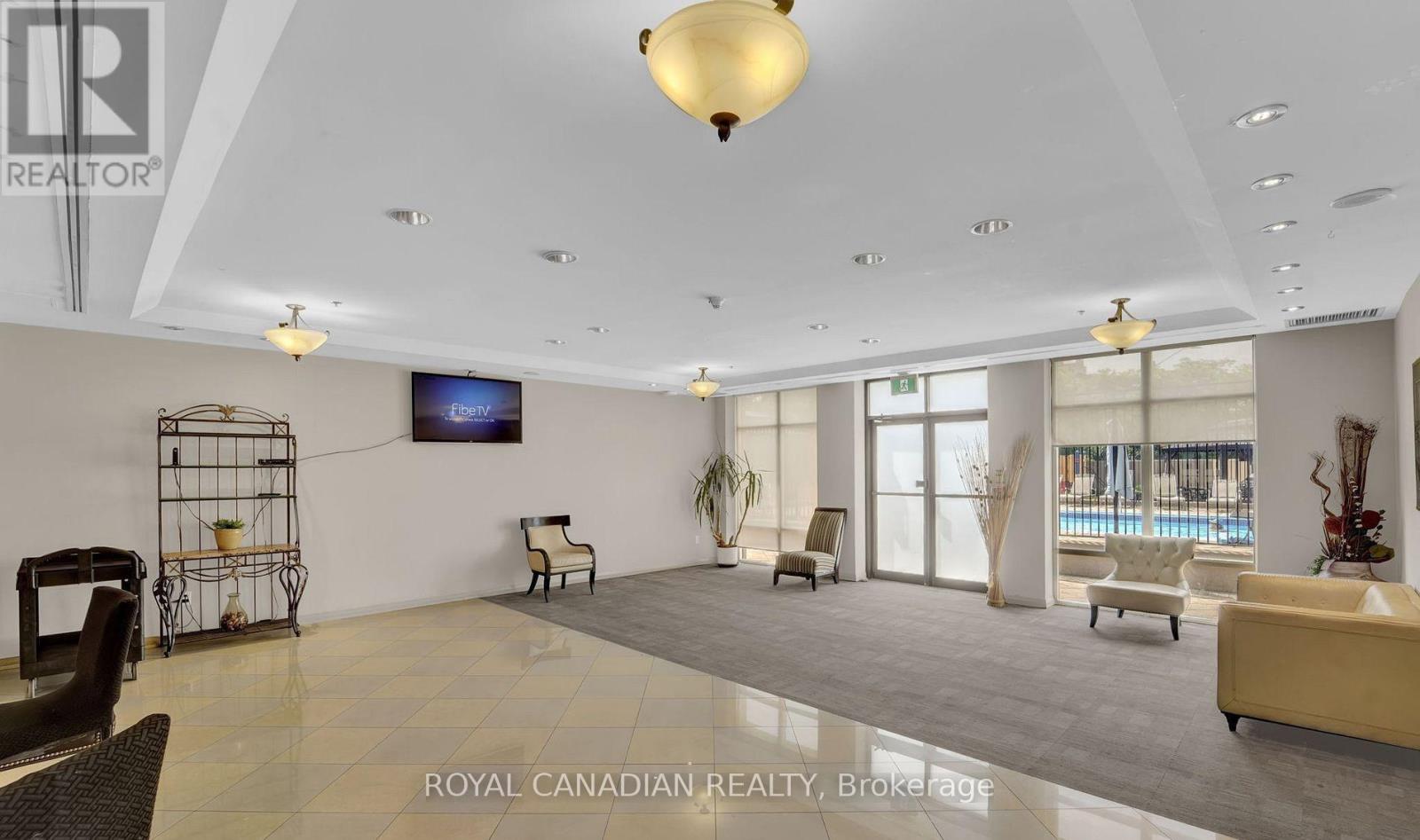 1012 - 220 Forum Drive N, Mississauga, Ontario  L4Z 4K1 - Photo 4 - W12646396