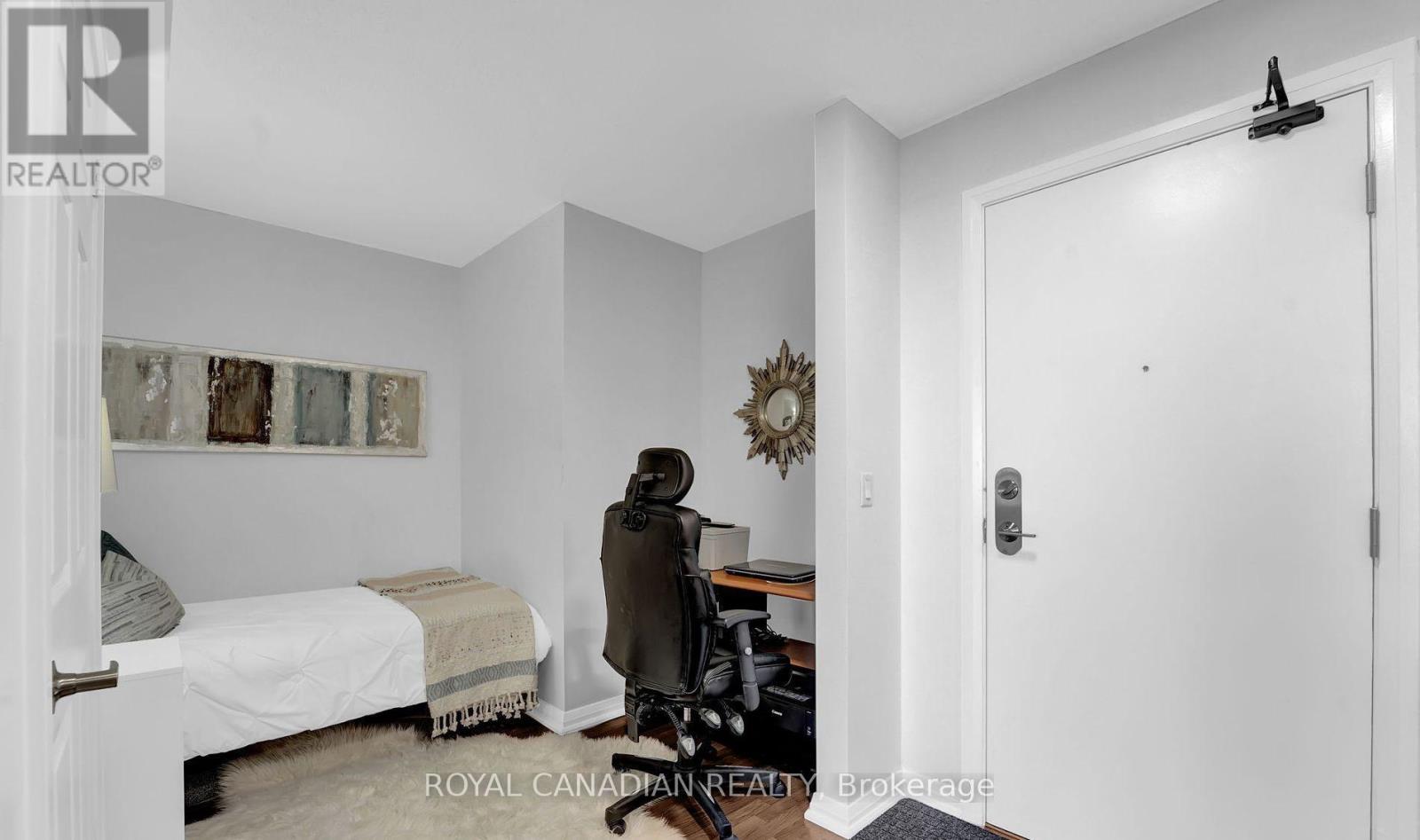 1012 - 220 Forum Drive N, Mississauga, Ontario  L4Z 4K1 - Photo 8 - W12646396