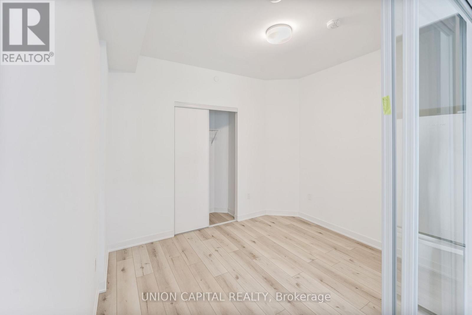 618 - 395 Dundas Street W, Oakville, Ontario  L6M 5R8 - Photo 20 - W12646402