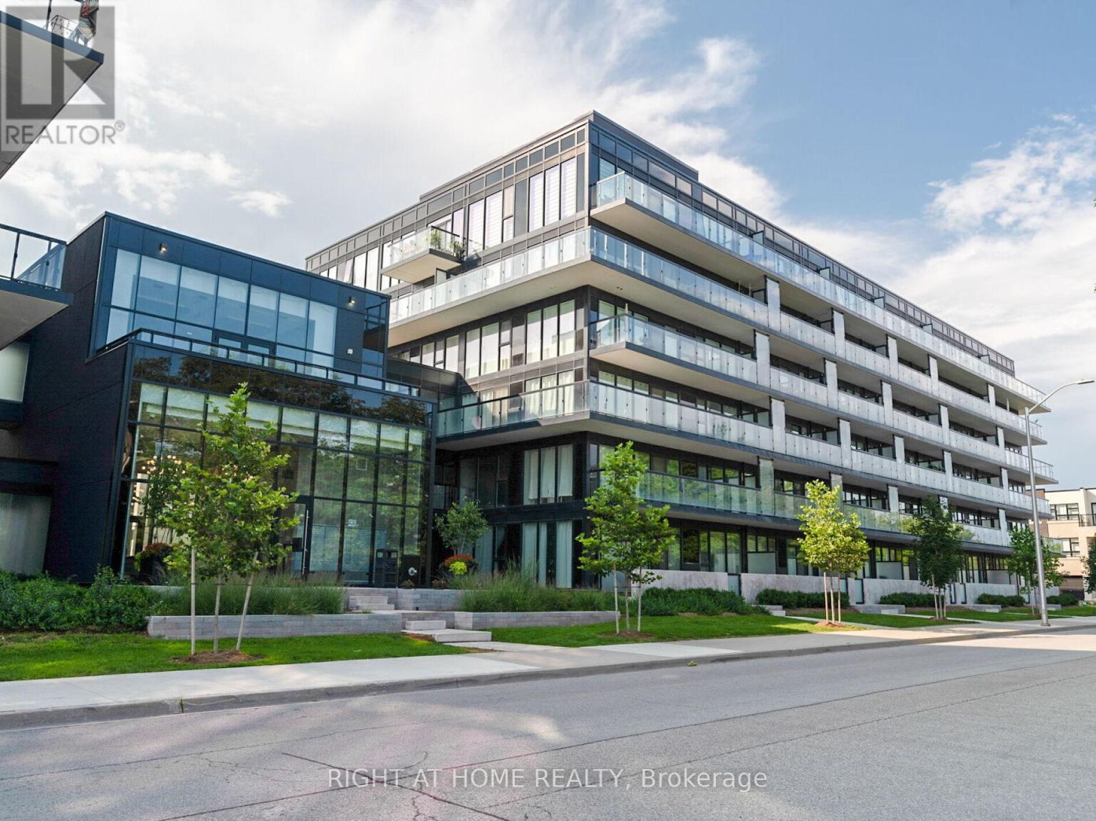 B619 - 1119 Cooke Boulevard, Burlington, Ontario  L7T 0C7 - Photo 1 - W12646418