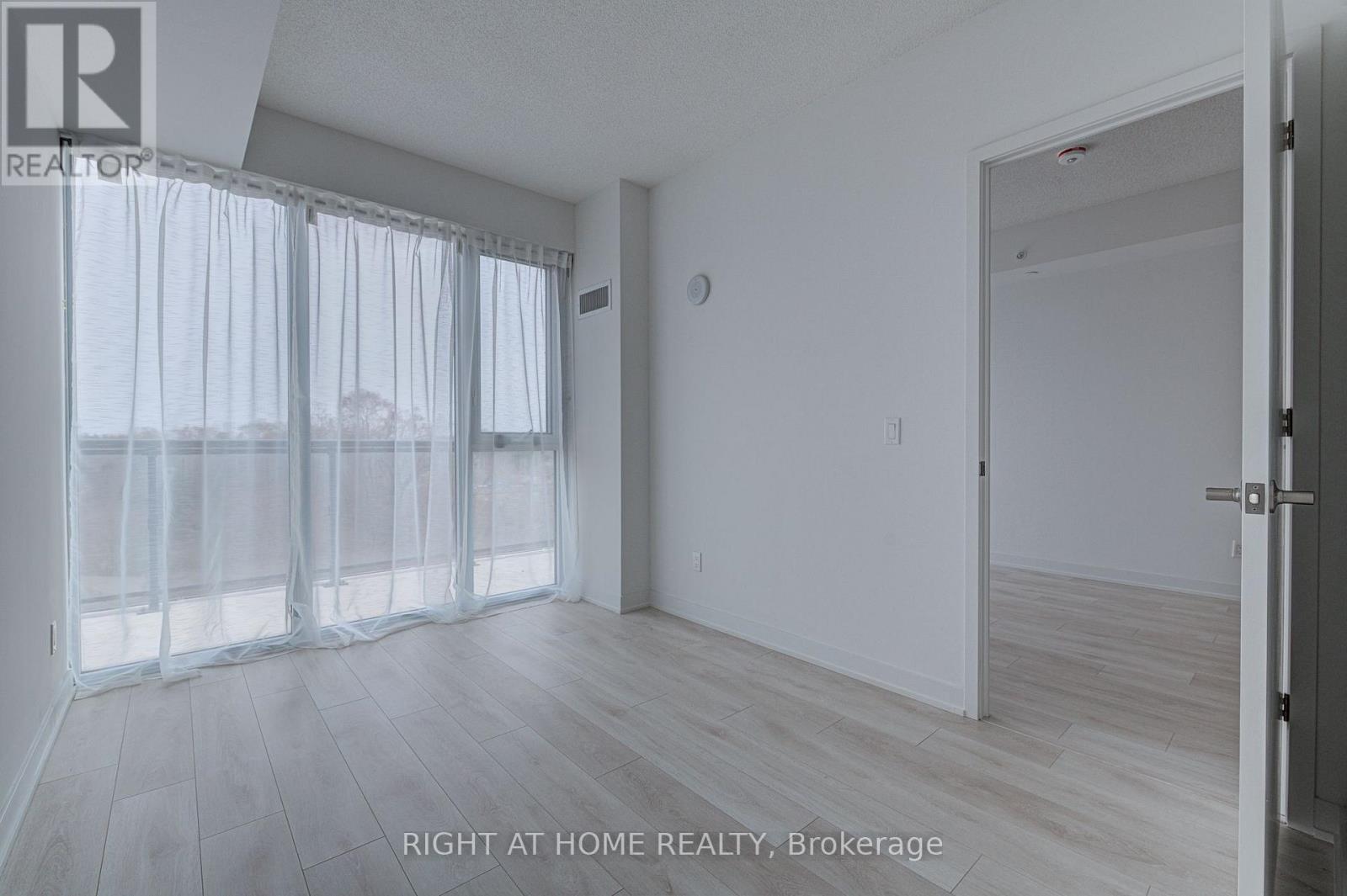 B619 - 1119 Cooke Boulevard, Burlington, Ontario  L7T 0C7 - Photo 16 - W12646418