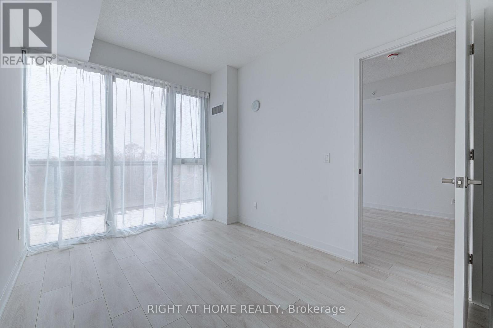 B619 - 1119 Cooke Boulevard, Burlington, Ontario  L7T 0C7 - Photo 18 - W12646418