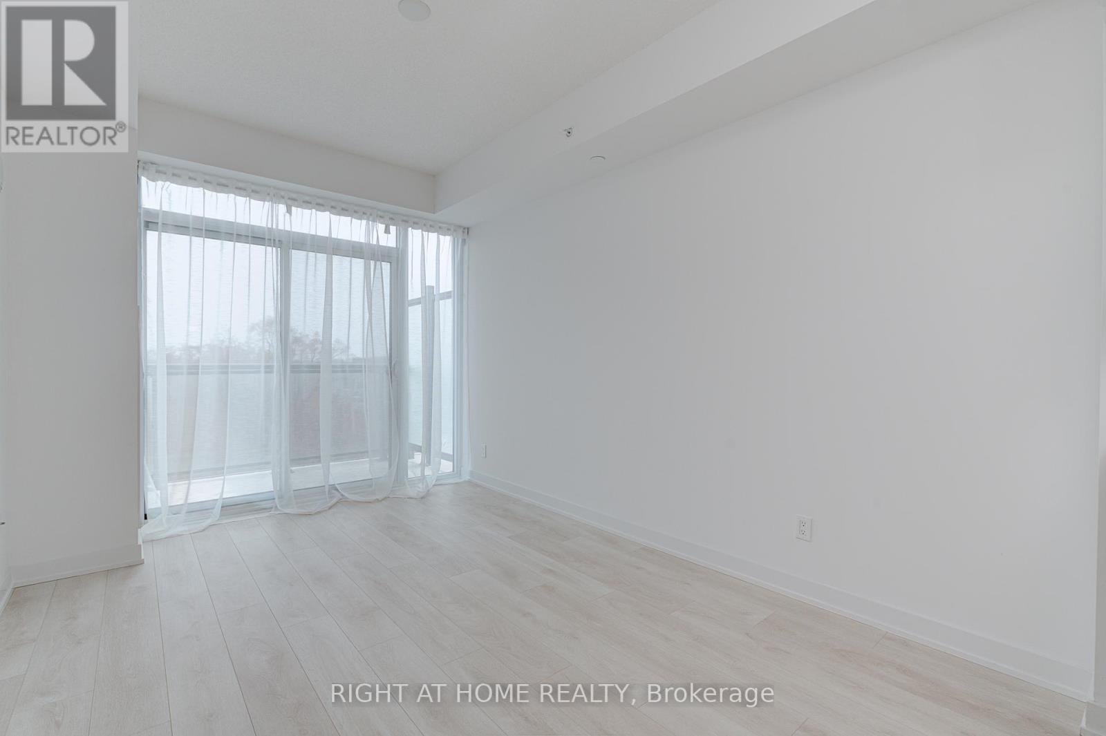 B619 - 1119 Cooke Boulevard, Burlington, Ontario  L7T 0C7 - Photo 19 - W12646418