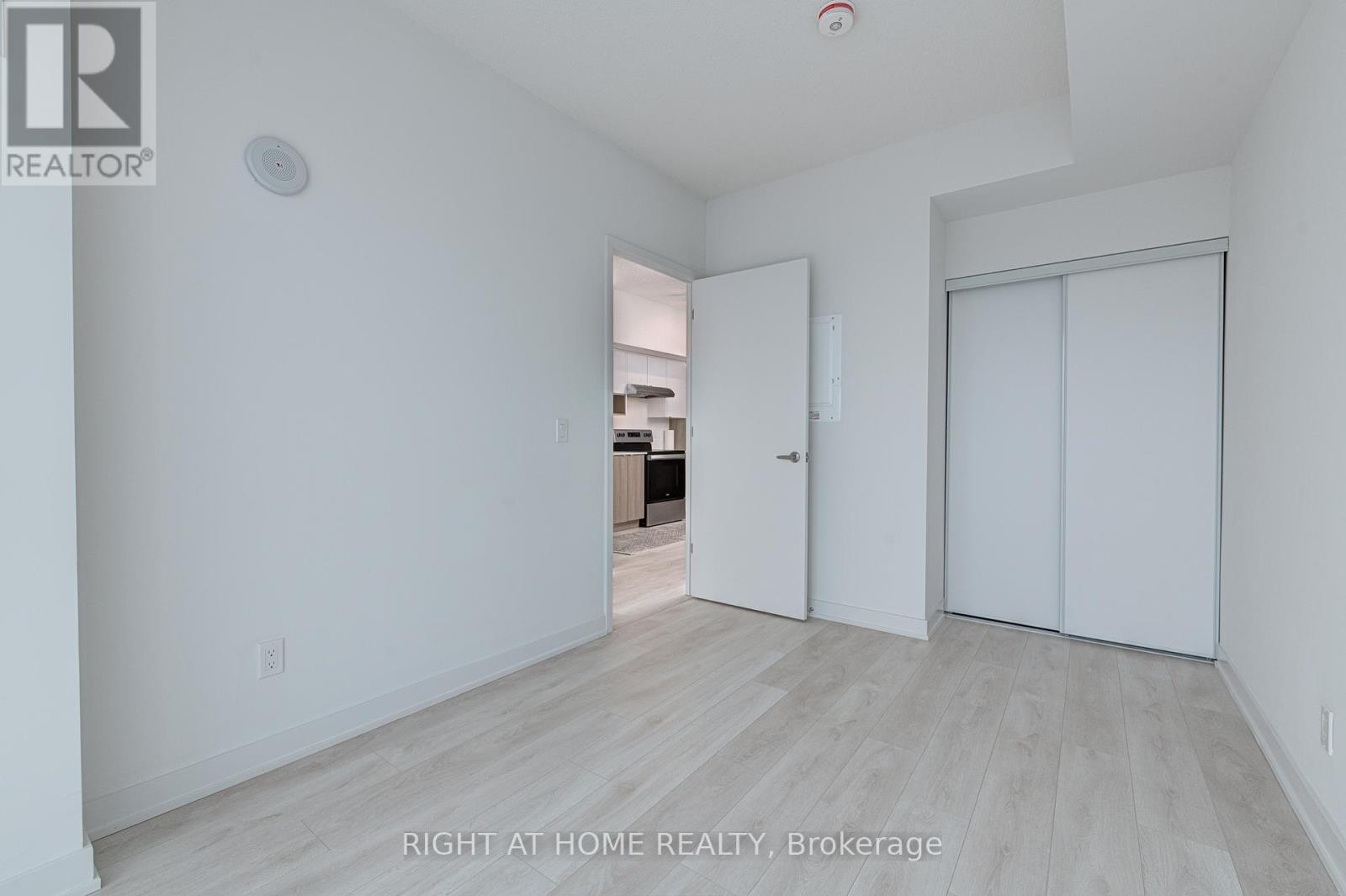 B619 - 1119 Cooke Boulevard, Burlington, Ontario  L7T 0C7 - Photo 22 - W12646418