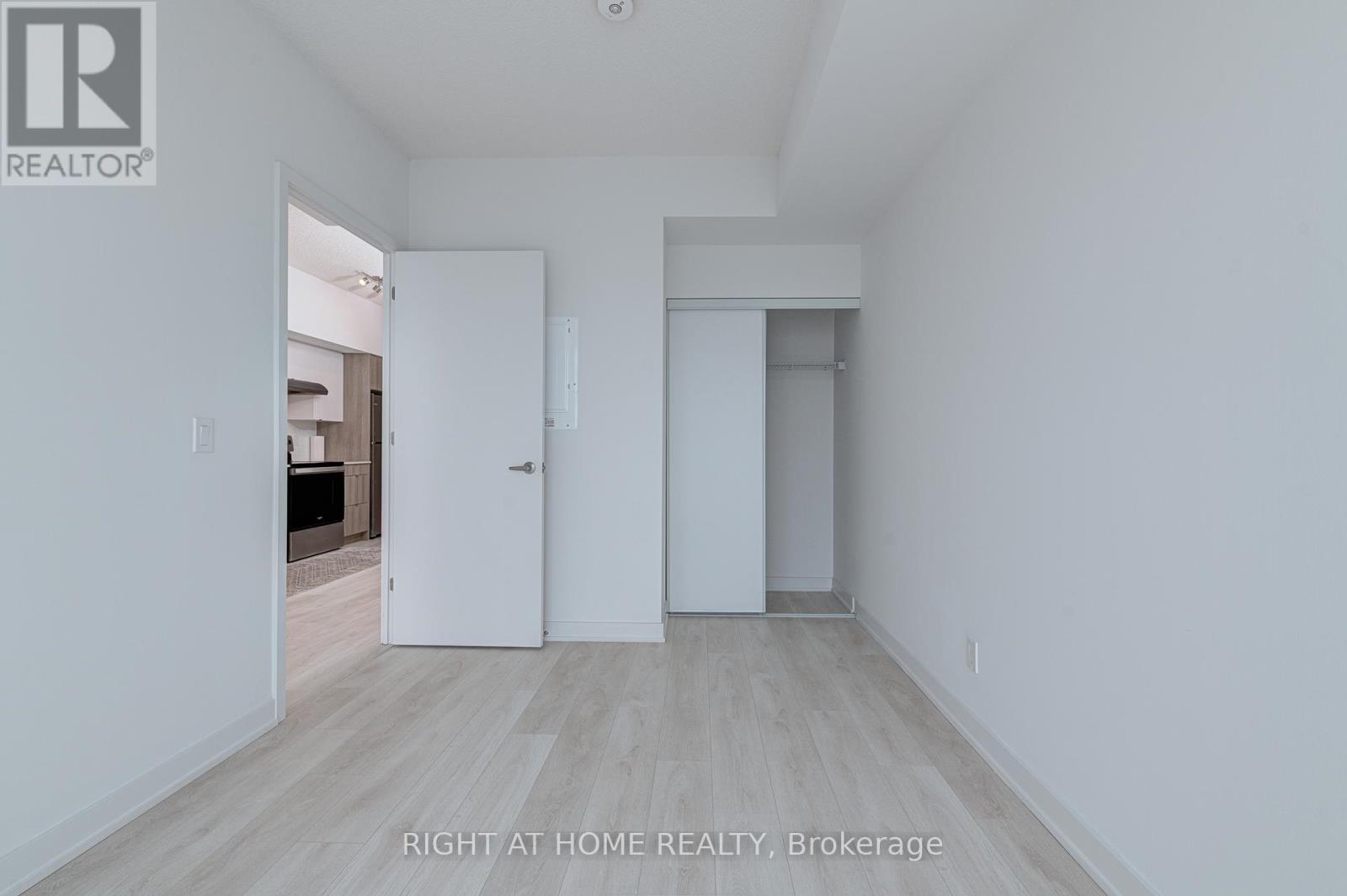 B619 - 1119 Cooke Boulevard, Burlington, Ontario  L7T 0C7 - Photo 24 - W12646418