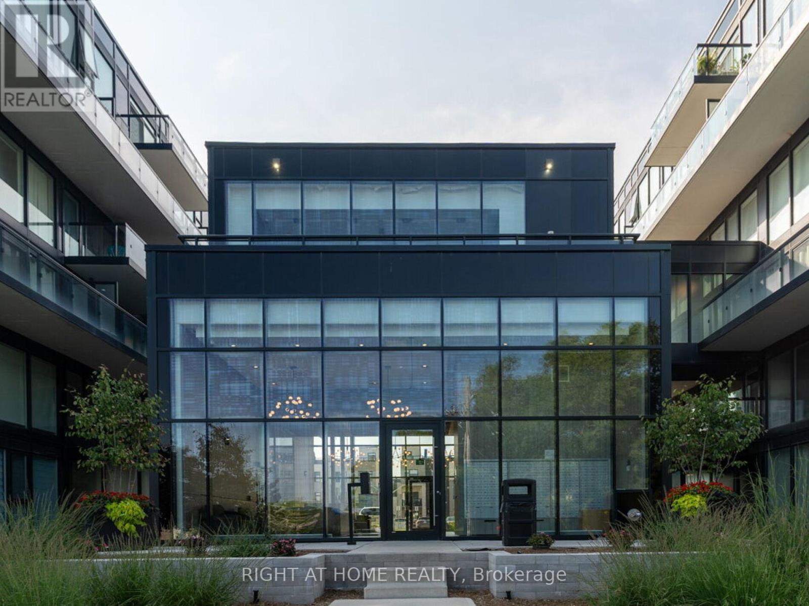 B619 - 1119 Cooke Boulevard, Burlington, Ontario  L7T 0C7 - Photo 4 - W12646418