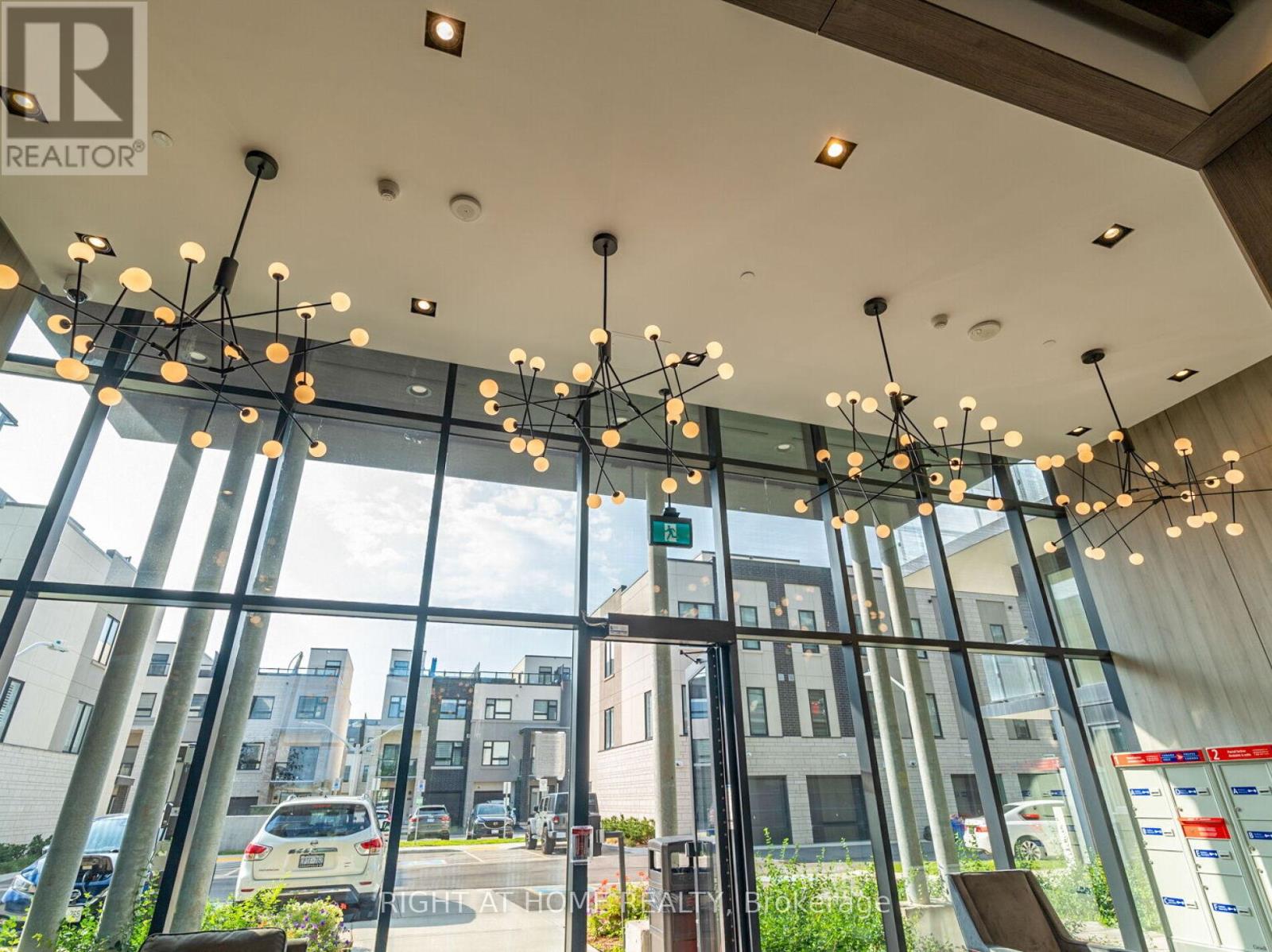 B619 - 1119 Cooke Boulevard, Burlington, Ontario  L7T 0C7 - Photo 8 - W12646418