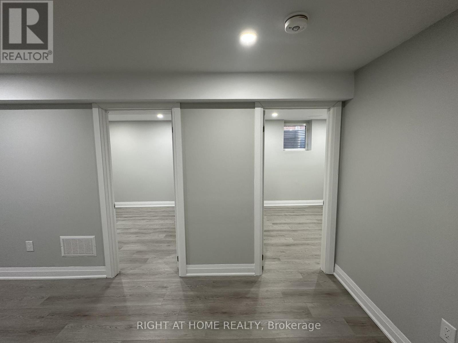 4468 Ashley Avenue, Mississauga, Ontario  L5R 2A2 - Photo 10 - W12646424