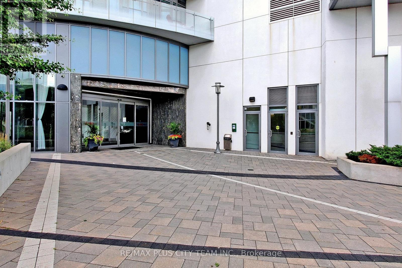 2804 - 50 Absolute Avenue, Mississauga, Ontario  L4Z 0A8 - Photo 2 - W12646430