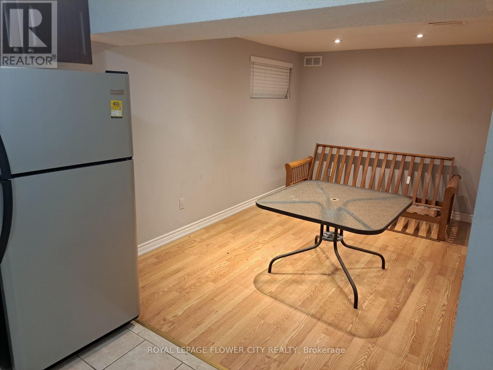 Basement - 34 Ashwood Crescent, Brampton, Ontario  L6T 1M2 - Photo 3 - W12646434