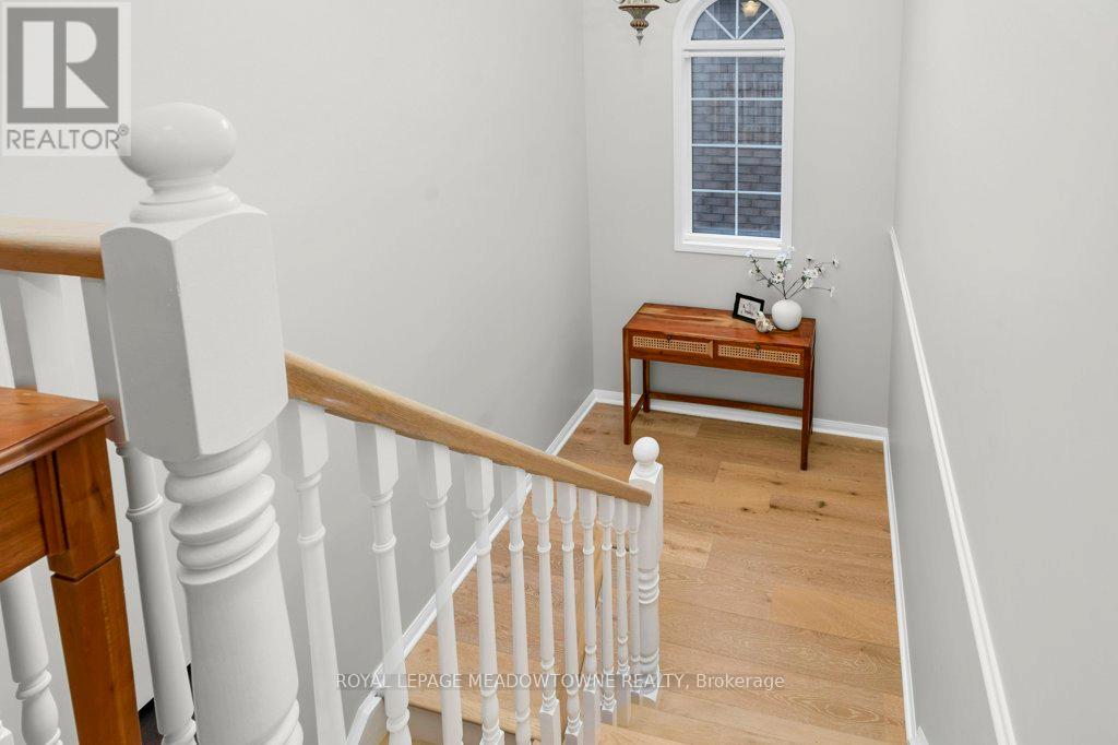 1581 Dockray Drive, Milton, Ontario  L9T 5L4 - Photo 15 - W12646438