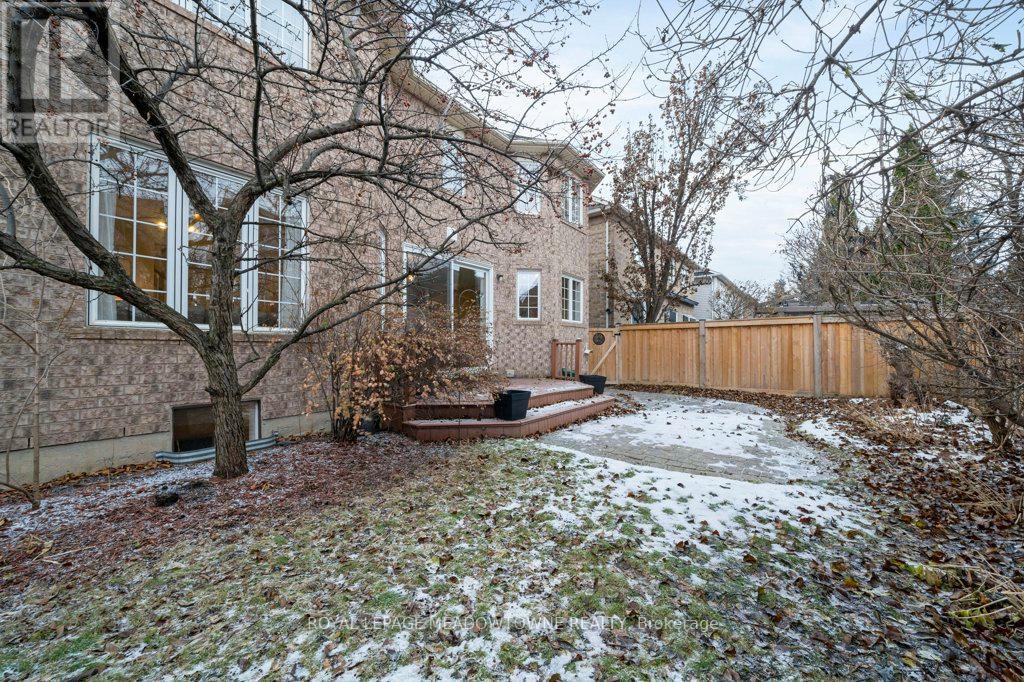 1581 Dockray Drive, Milton, Ontario  L9T 5L4 - Photo 31 - W12646438