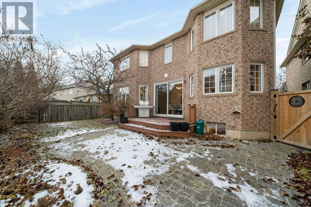 1581 Dockray Drive, Milton, Ontario  L9T 5L4 - Photo 32 - W12646438