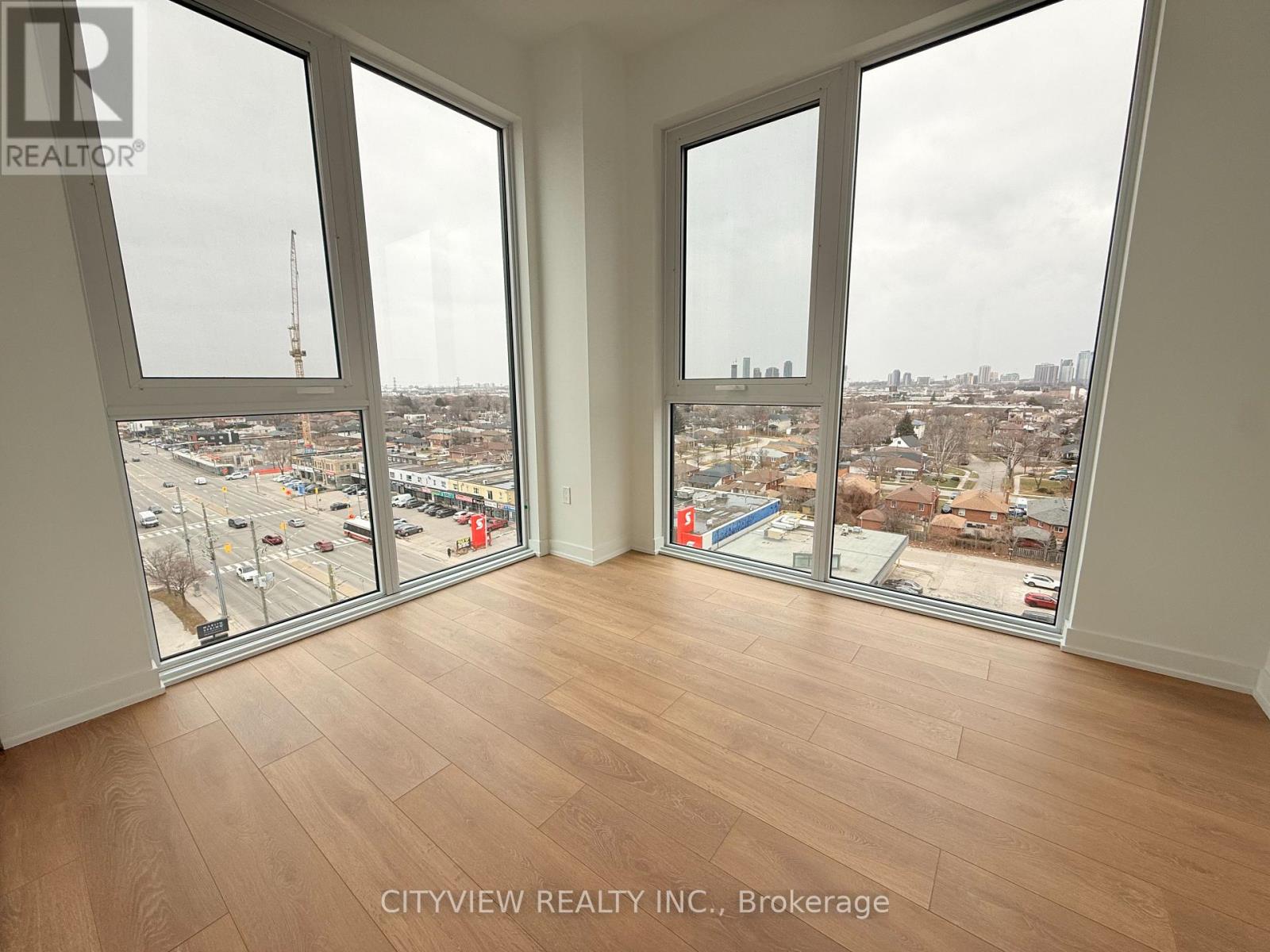 815 - 1037 The Queensway, Toronto, Ontario  M8Z 6C7 - Photo 10 - W12646444