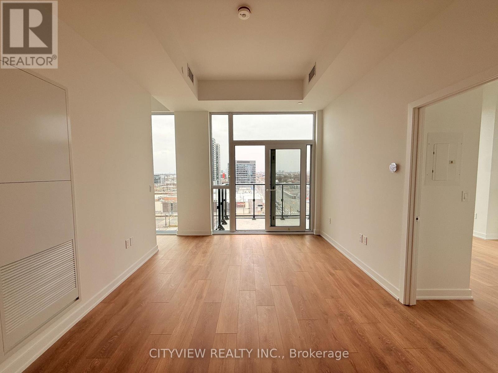 815 - 1037 The Queensway, Toronto, Ontario  M8Z 6C7 - Photo 6 - W12646444