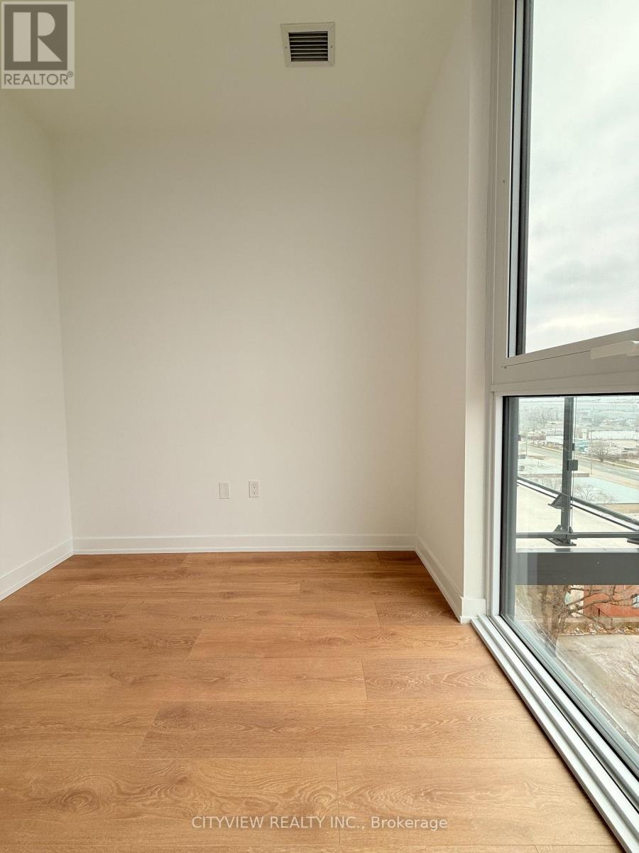 815 - 1037 The Queensway, Toronto, Ontario  M8Z 6C7 - Photo 9 - W12646444