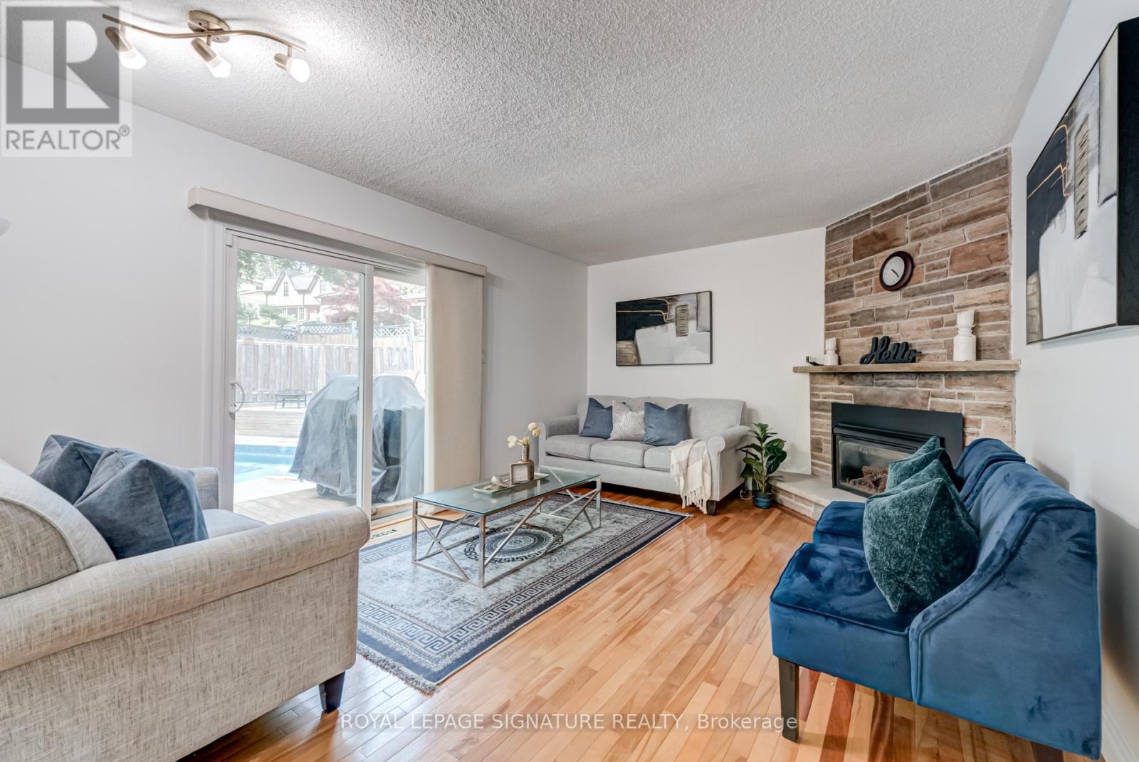 1481 Otis Avenue, Mississauga, Ontario  L5C 2R8 - Photo 19 - W12646448