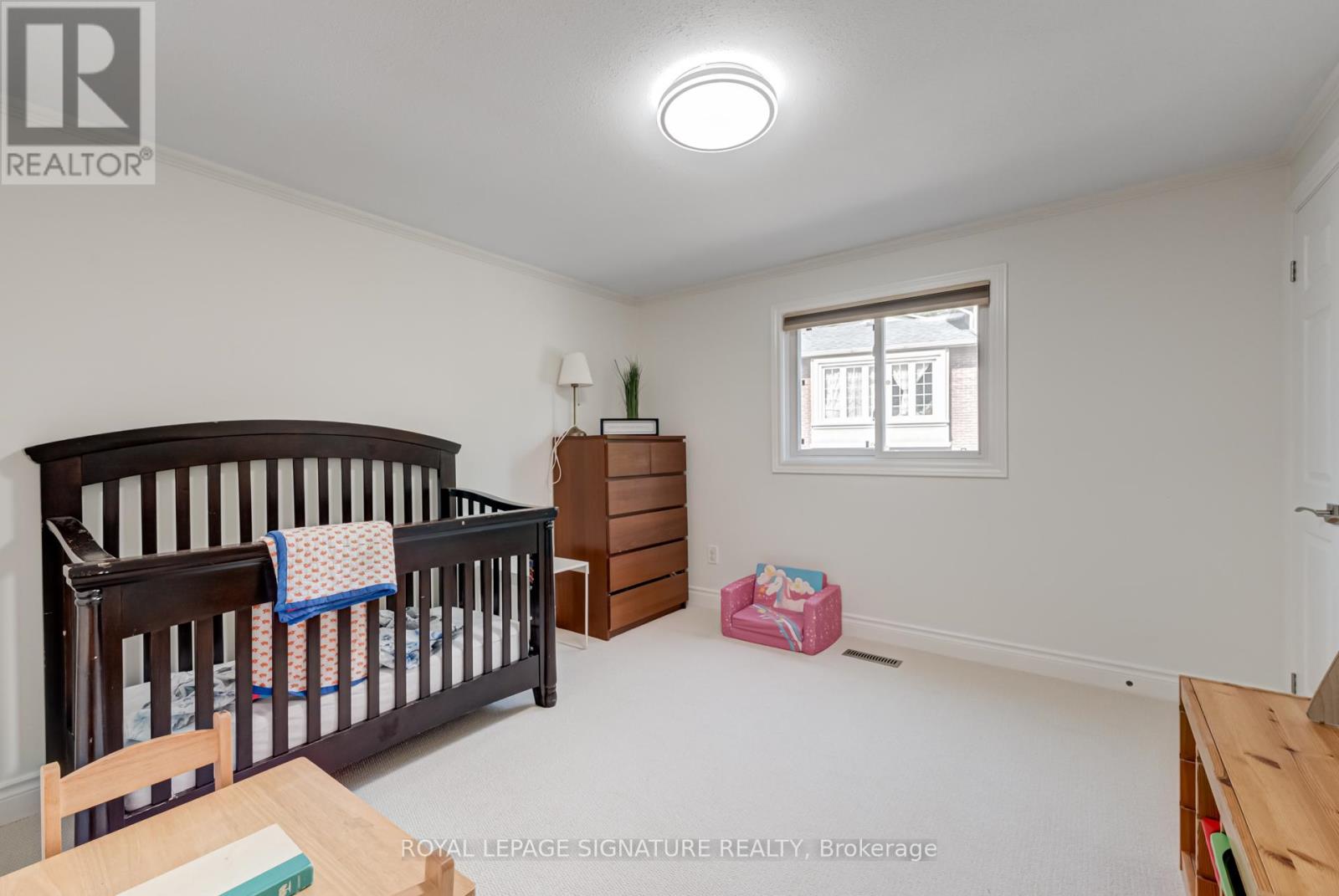 1481 Otis Avenue, Mississauga, Ontario  L5C 2R8 - Photo 26 - W12646448