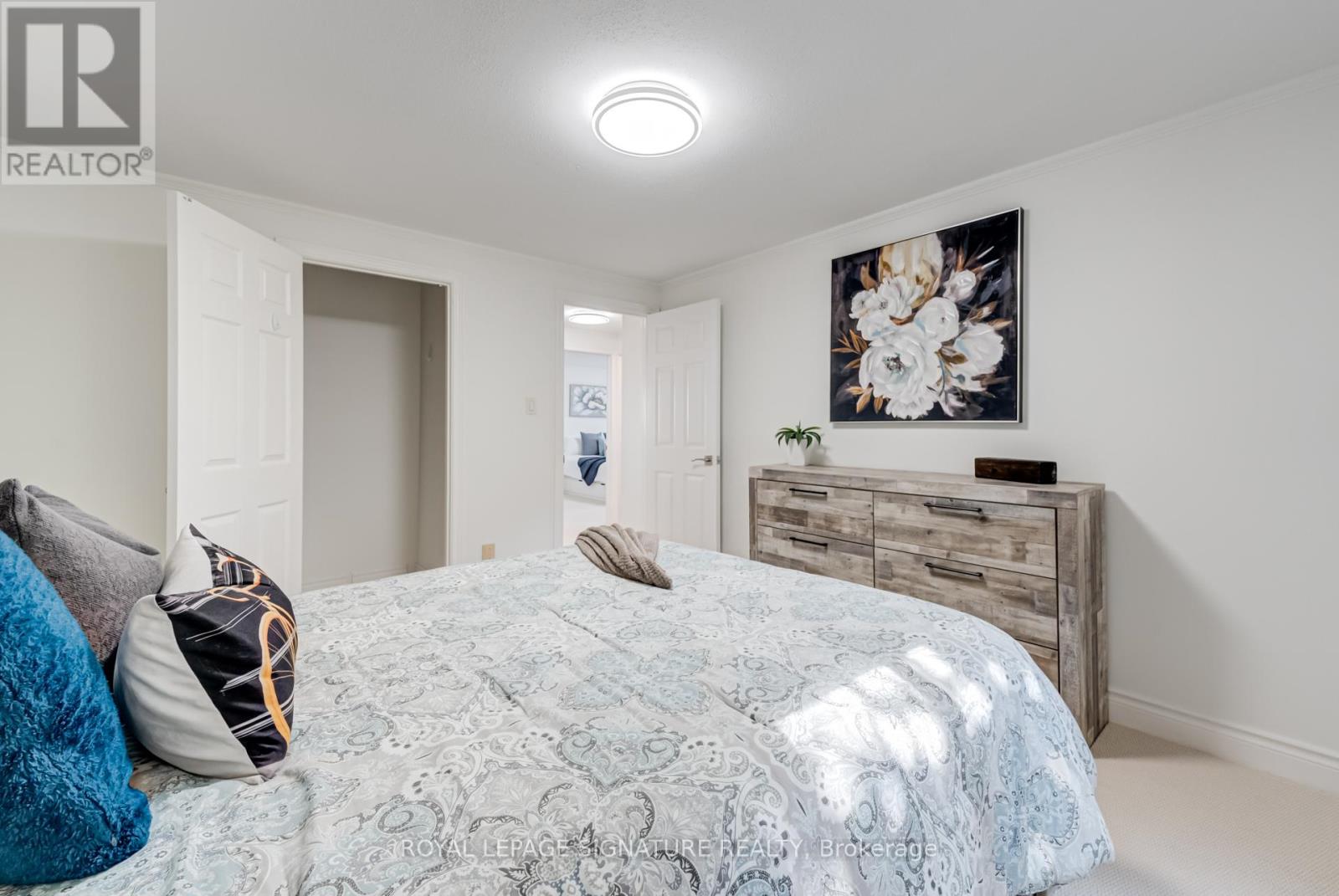 1481 Otis Avenue, Mississauga, Ontario  L5C 2R8 - Photo 38 - W12646448