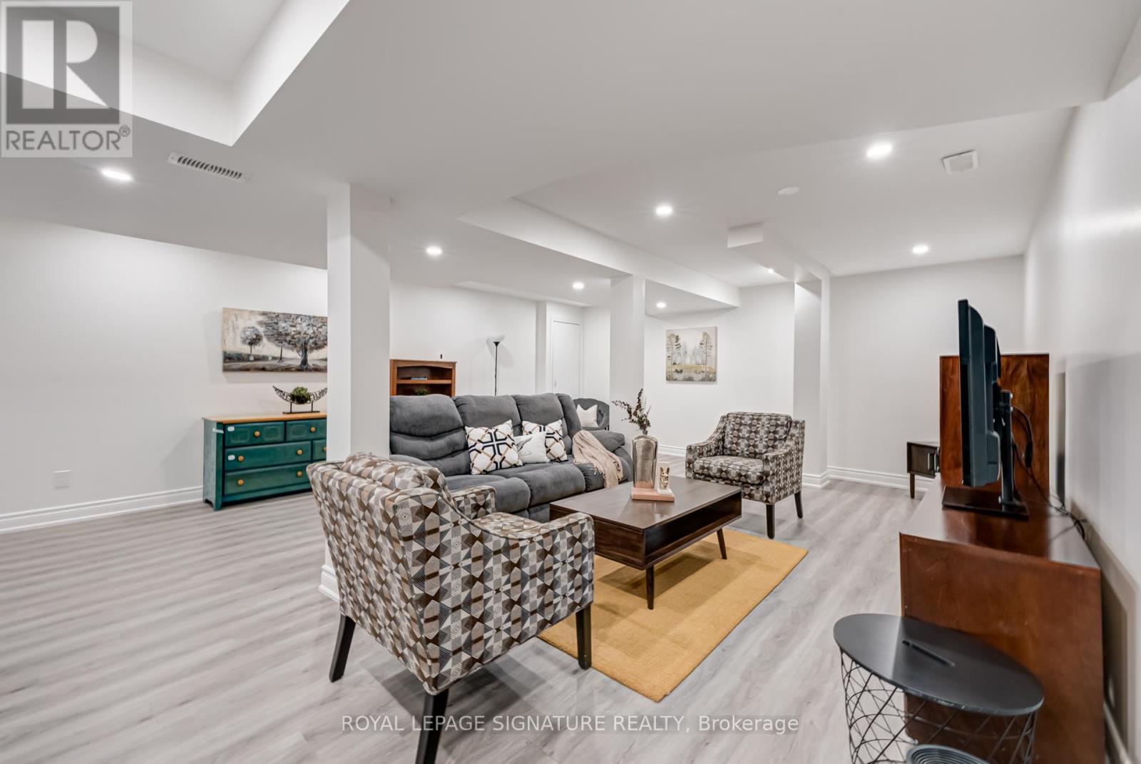 1481 Otis Avenue, Mississauga, Ontario  L5C 2R8 - Photo 43 - W12646448