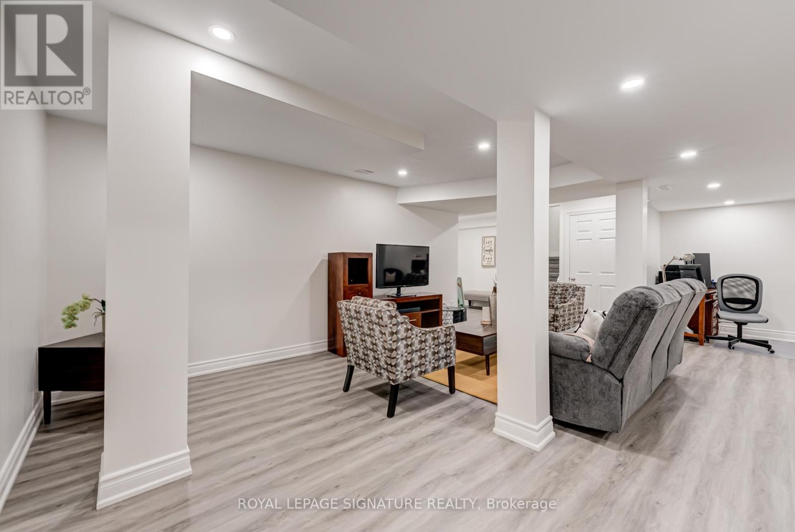 1481 Otis Avenue, Mississauga, Ontario  L5C 2R8 - Photo 45 - W12646448