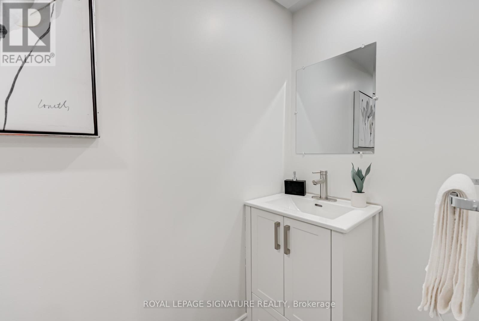 1481 Otis Avenue, Mississauga, Ontario  L5C 2R8 - Photo 49 - W12646448